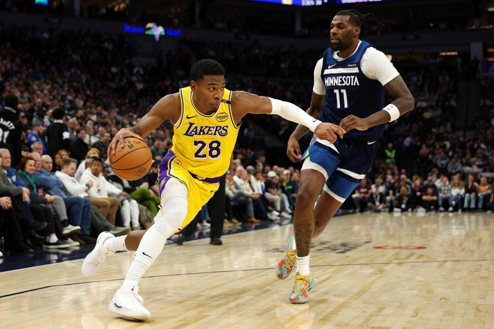 多位记者论国足：要放低期待，比赛很困难，拿一分就满意.