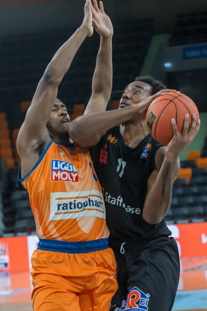 阿夫迪亚完 阿夫迪亚完