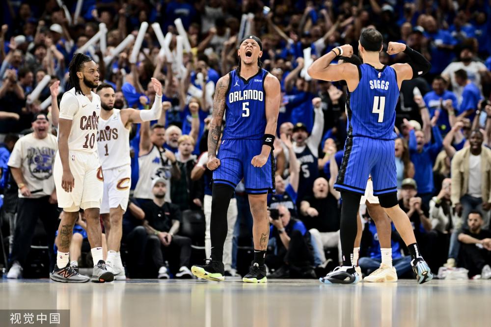 冈萨雷斯凭 冈萨雷斯凭